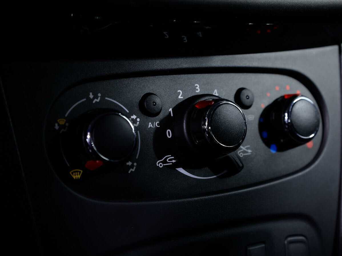 Renault Sandero с пробегом — 2020 год. Фото: #14