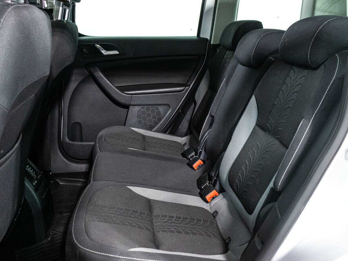 Skoda Yeti с пробегом — 2015 год. Фото: #9