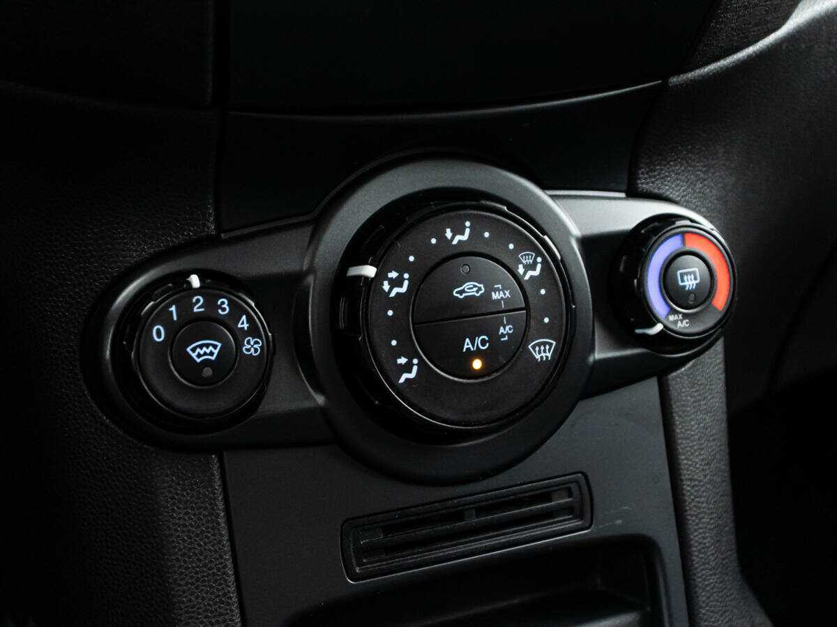 Купить Форд Фиеста, 2016, 90 699 км.. Фото: #15