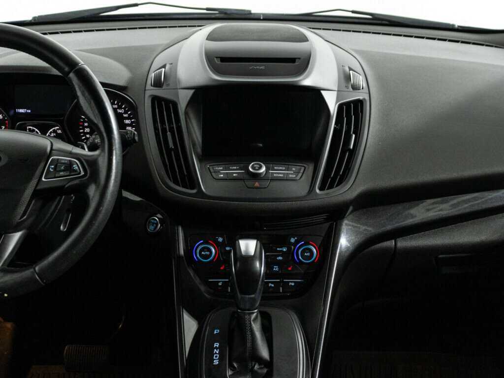 Ford Kuga с пробегом — 2017 год. Фото: #13