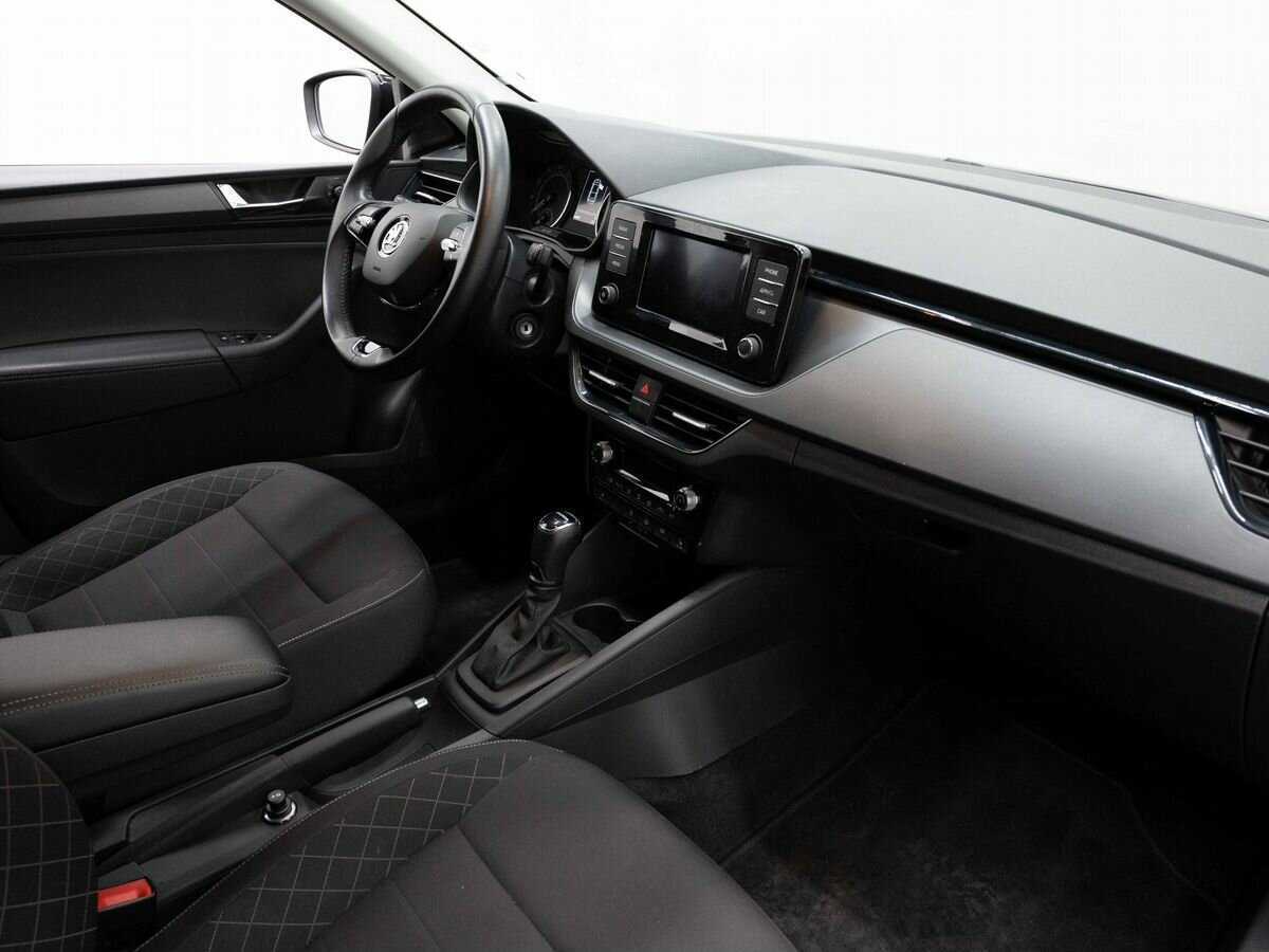 Skoda Rapid с пробегом — 2020 год. Фото: #10