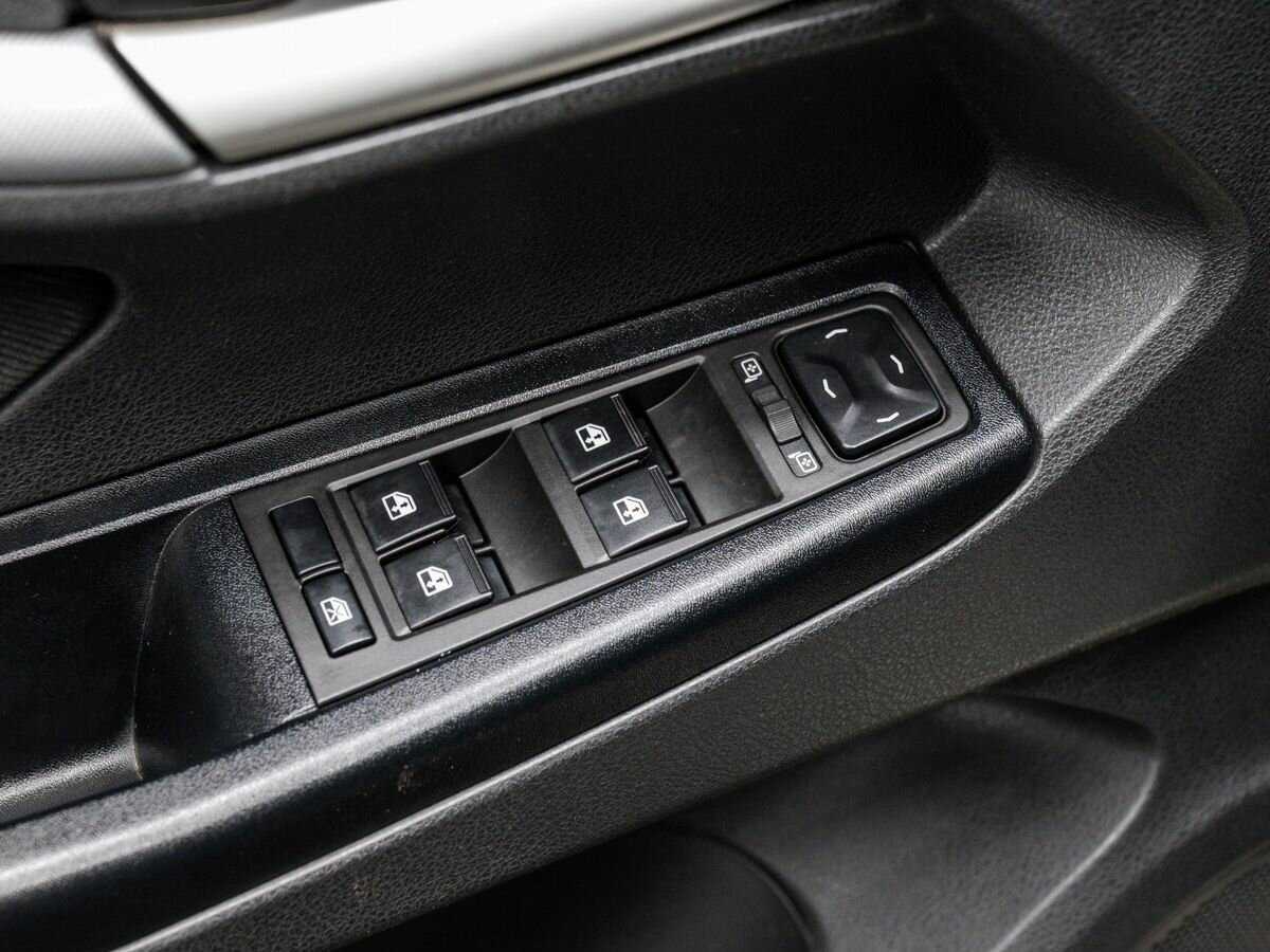 Lada (ВАЗ) Vesta с пробегом — 2019 год. Фото: #15