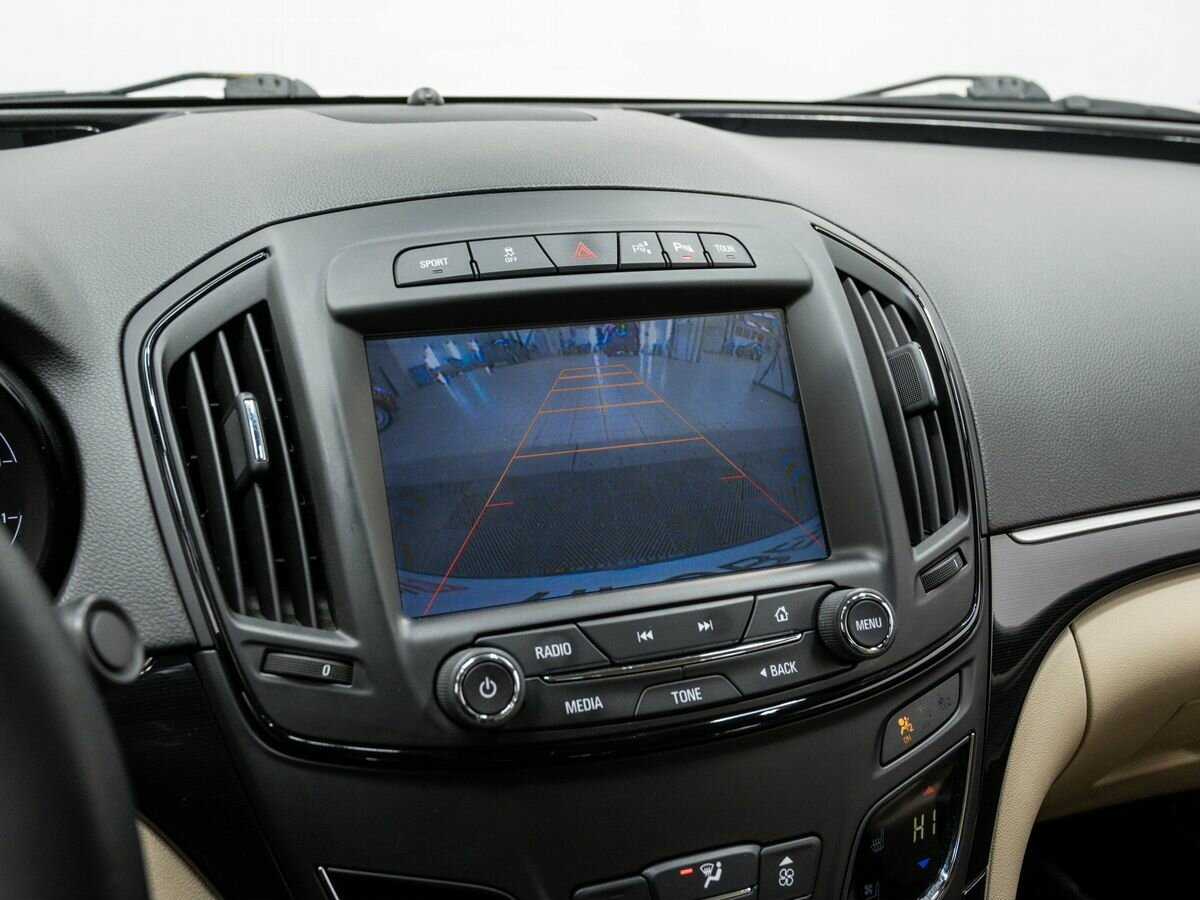 Opel Insignia с пробегом — 2015 год. Фото: #20