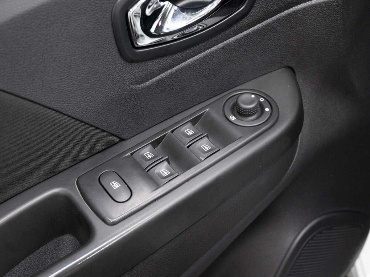 Renault Kaptur с пробегом — 2017 год. Фото: #16