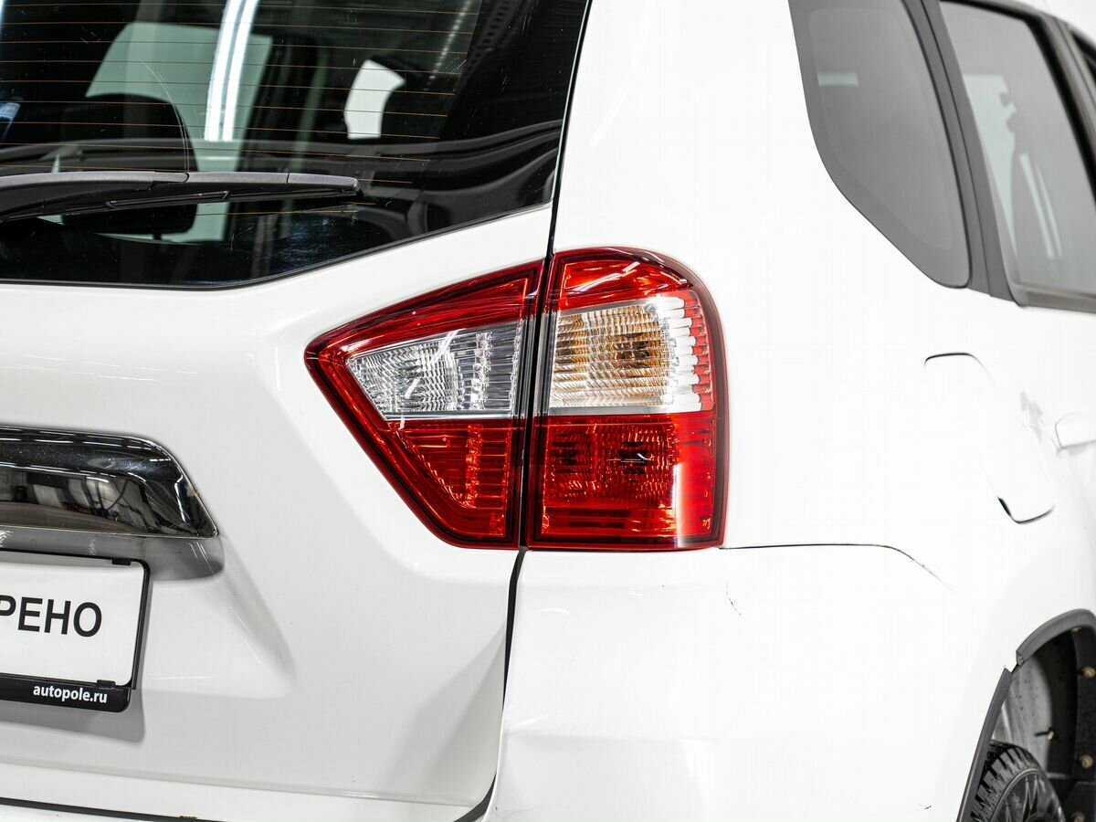Nissan Terrano с пробегом — 2015 год. Фото: #6