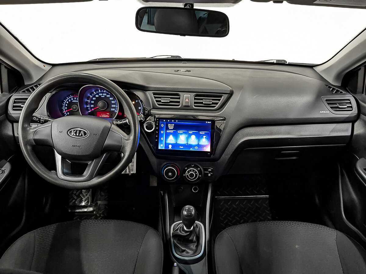 Kia Rio с пробегом — 2012 год. Фото: #13