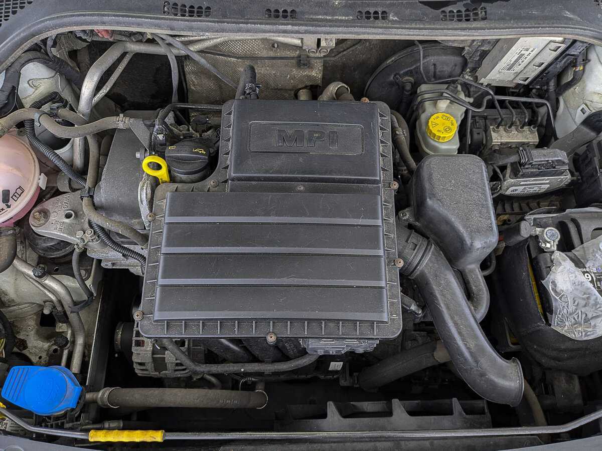 Skoda Rapid с пробегом — 2019 год. Фото: #8