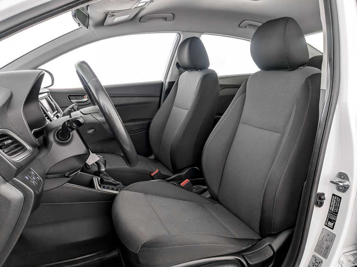 Hyundai Solaris с пробегом — 2018 год. Фото: #18