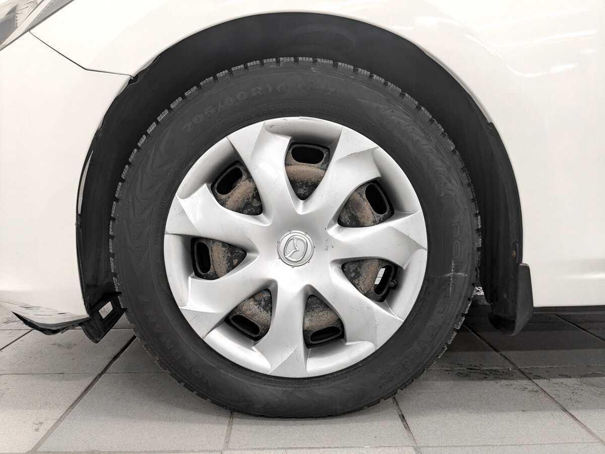 Mazda 3 с пробегом — 2014 год. Фото: #17