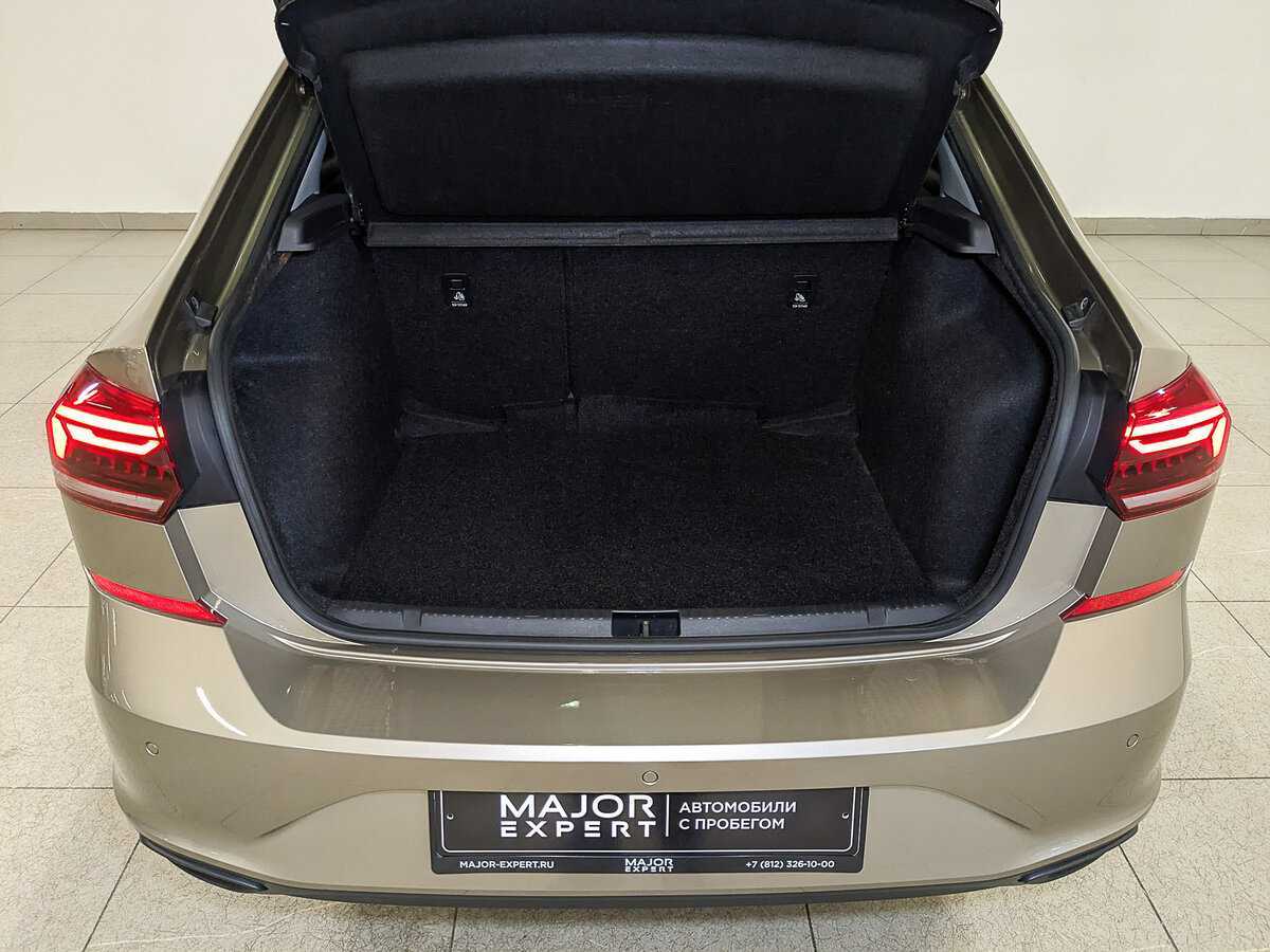 Volkswagen Polo с пробегом — 2021 год. Фото: #9