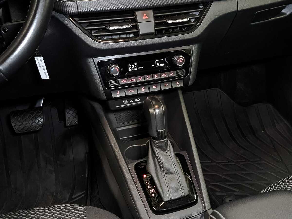 Volkswagen Polo с пробегом — 2021 год. Фото: #25