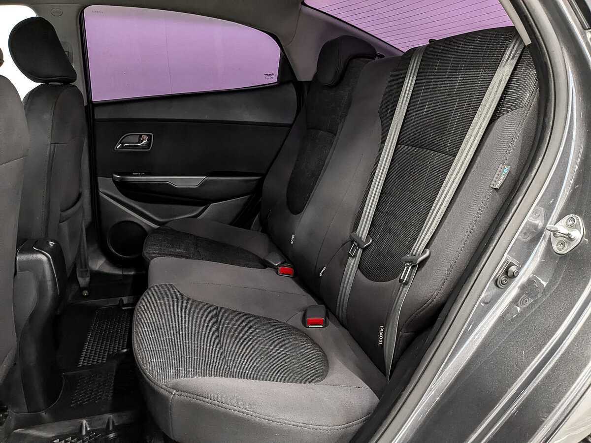 Kia Rio с пробегом — 2014 год. Фото: #17