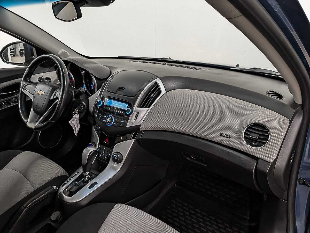 Chevrolet Cruze с пробегом — 2014 год. Фото: #12