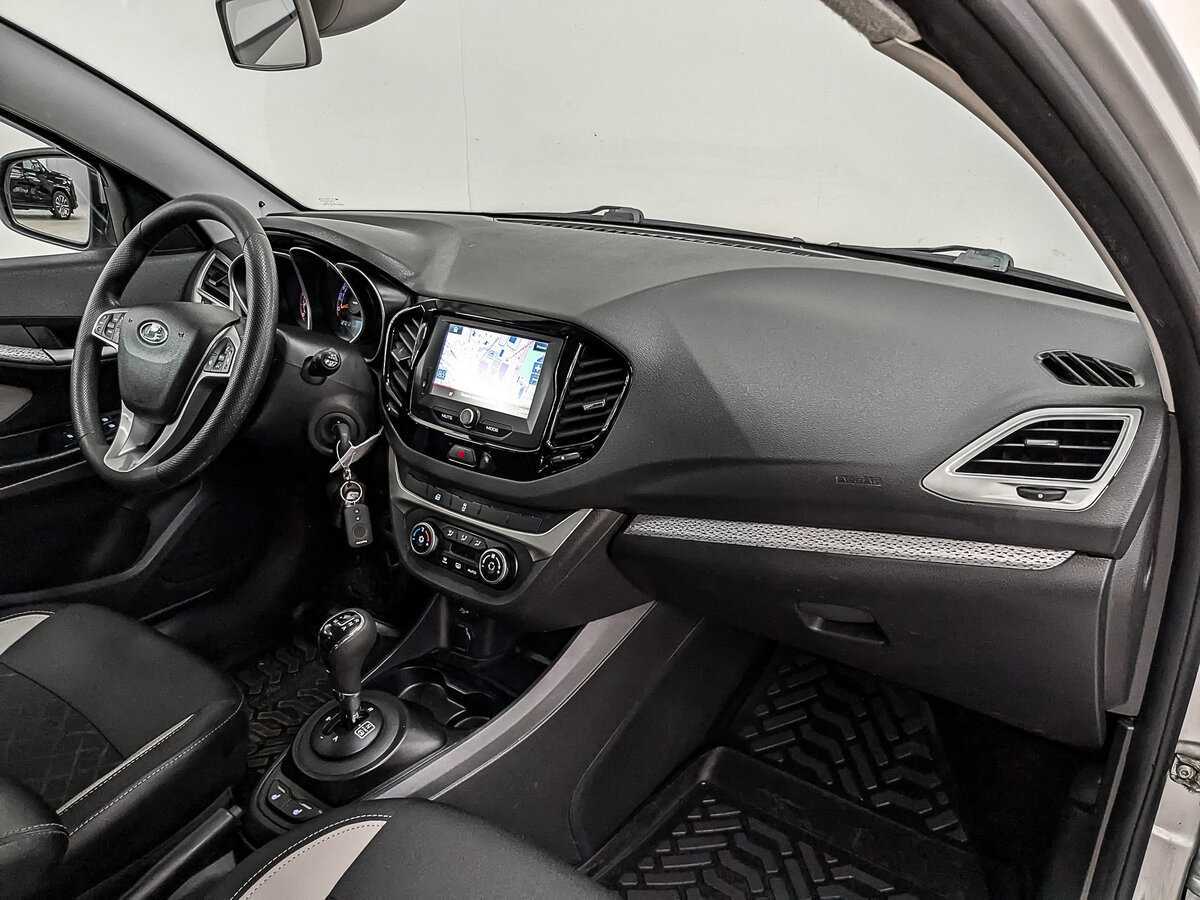 Lada (ВАЗ) Vesta с пробегом — 2018 год. Фото: #12