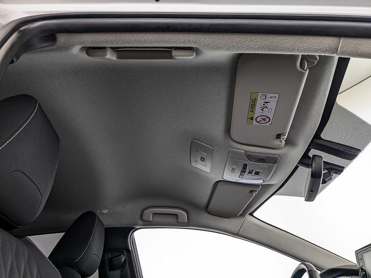 Toyota Corolla с пробегом — 2019 год. Фото: #19