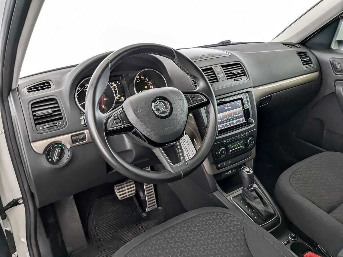 Skoda Yeti с пробегом — 2016 год. Фото: #15