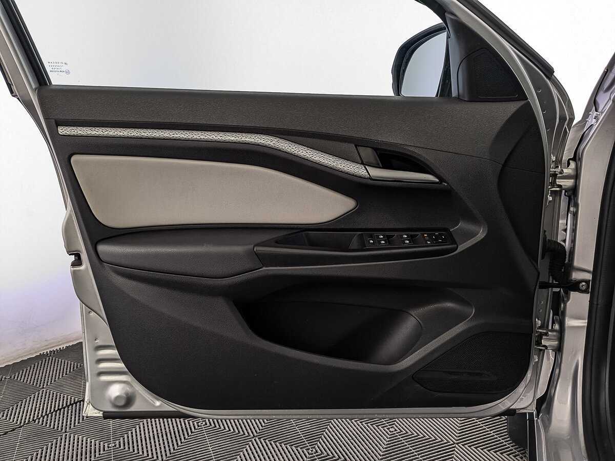 Lada (ВАЗ) Vesta с пробегом — 2021 год. Фото: #18