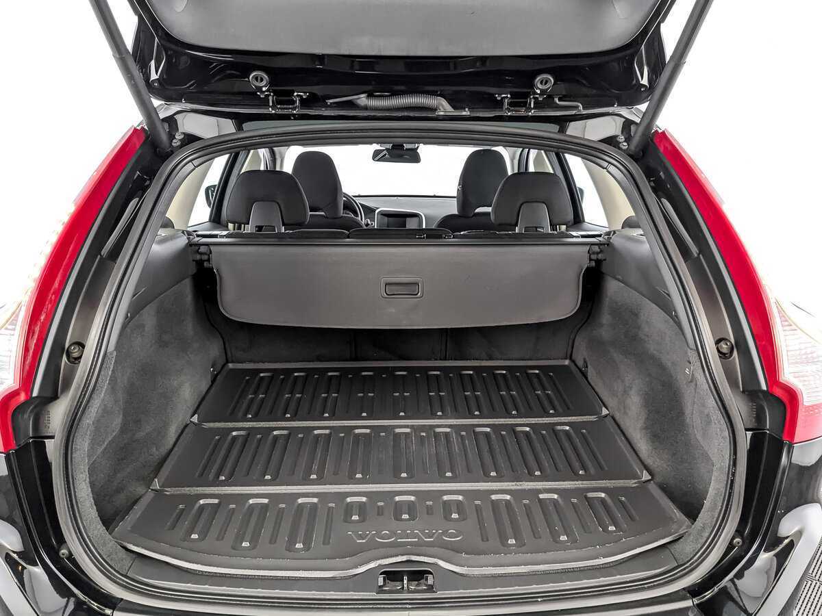 Volvo XC60 с пробегом — 2012 год. Фото: #9