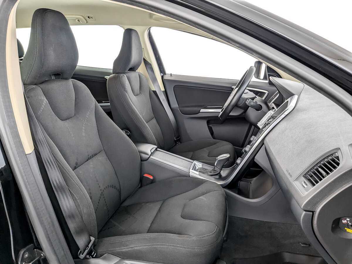 Volvo XC60 с пробегом — 2012 год. Фото: #22