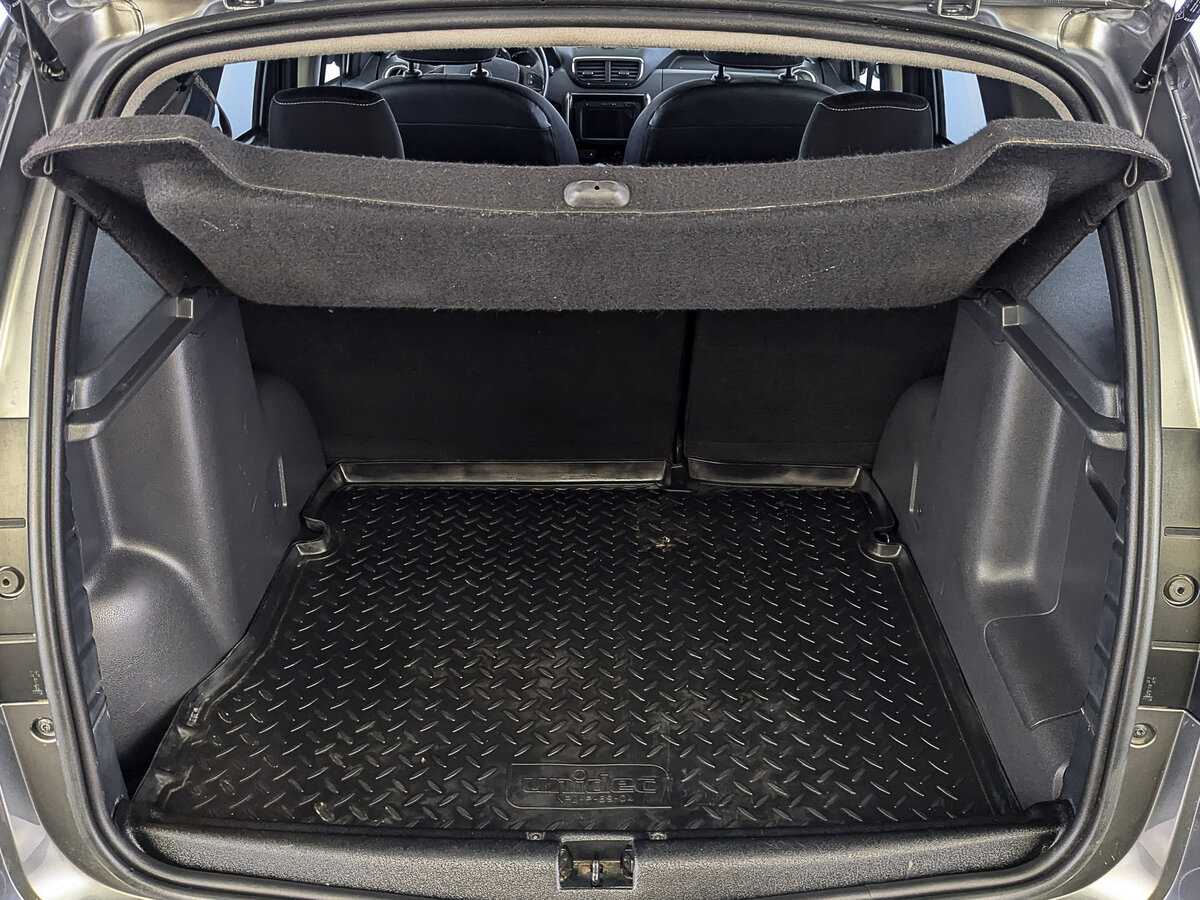 Nissan Terrano с пробегом — 2020 год. Фото: #9