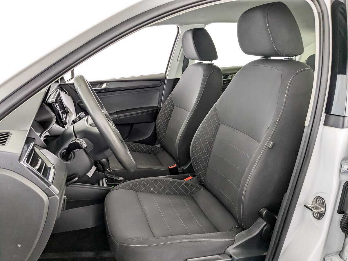 Skoda Rapid с пробегом — 2020 год. Фото: #16