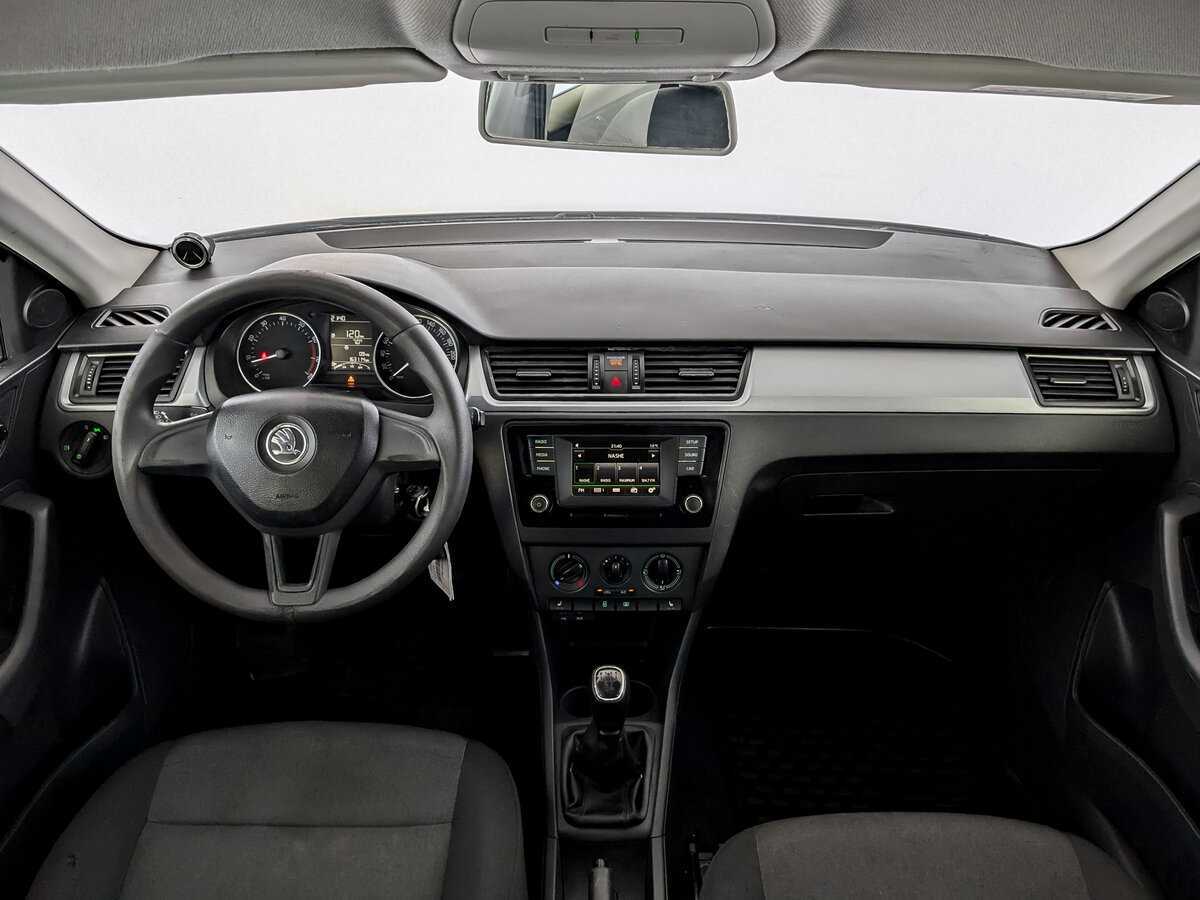 Skoda Rapid с пробегом — 2017 год. Фото: #13