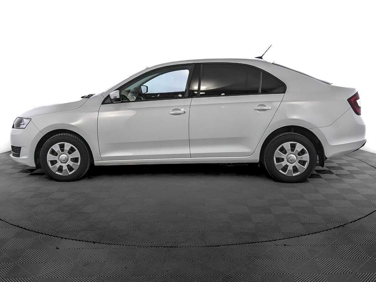 Skoda Rapid с пробегом — 2019 год. Фото: #7