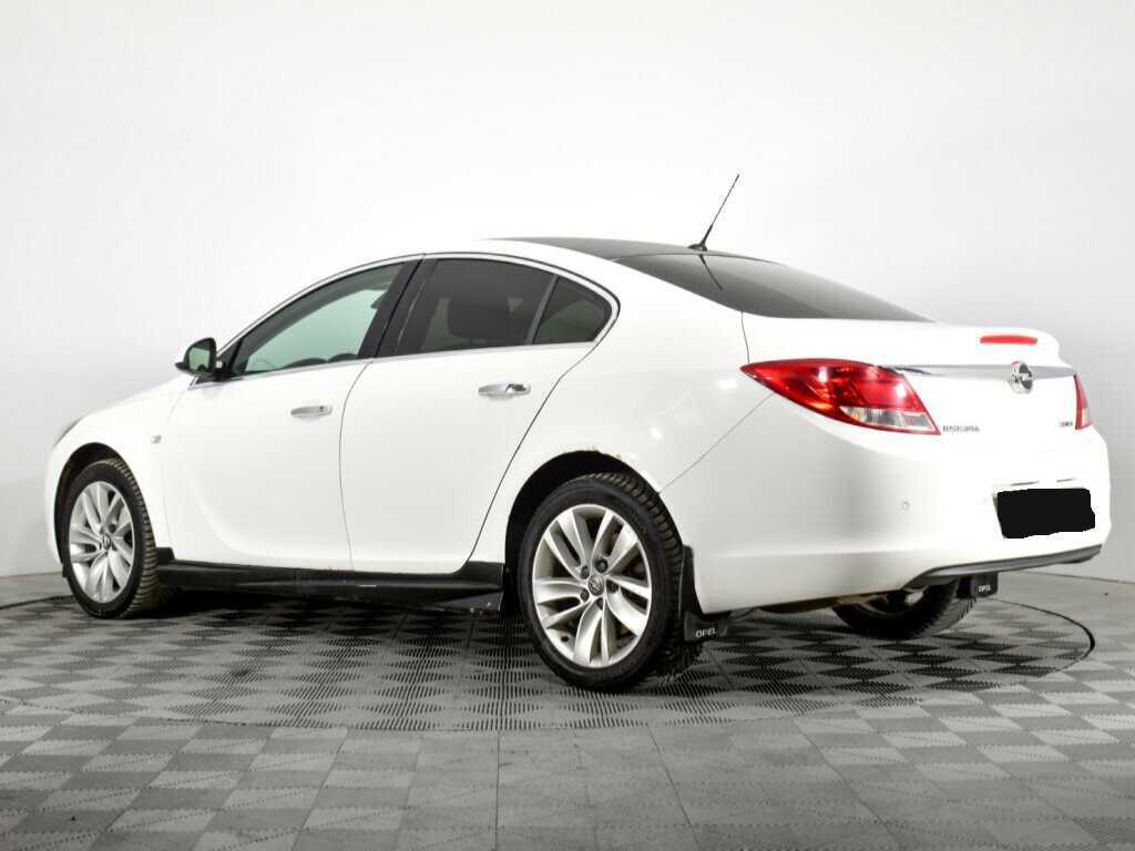 Opel Insignia с пробегом — 2012 год. Фото: #6