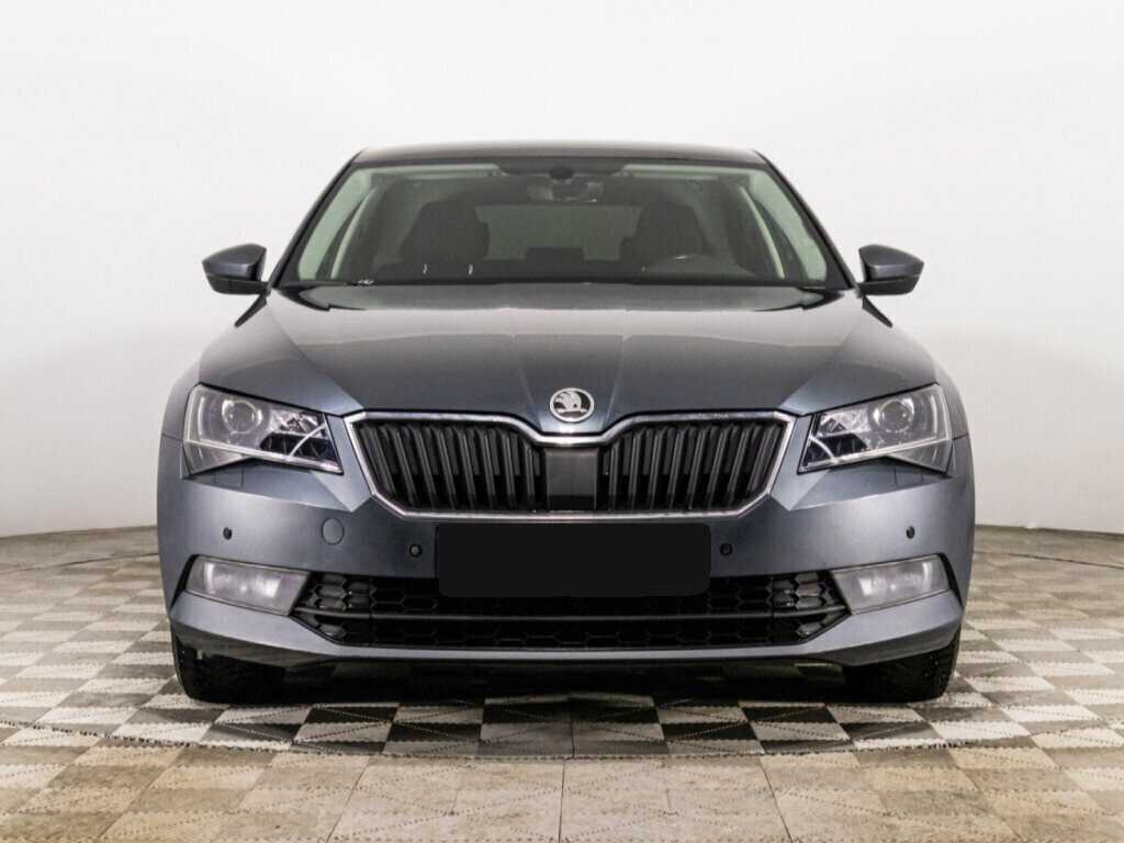 Skoda Superb с пробегом — 2018 год. Фото: #1