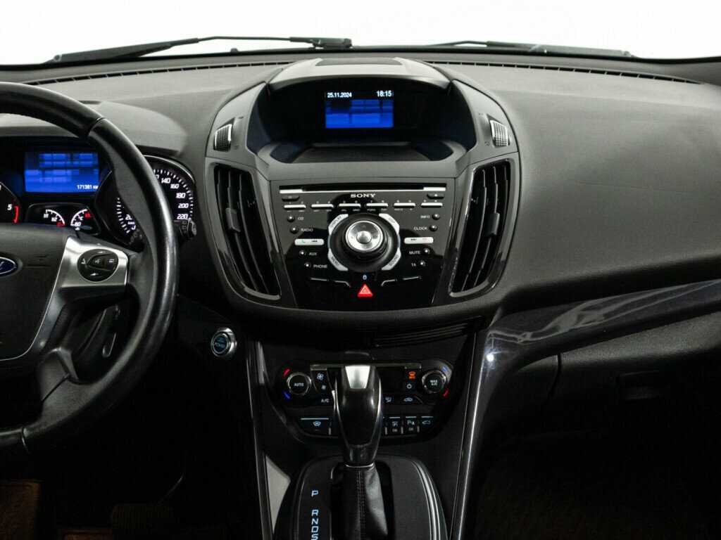 Ford Kuga с пробегом — 2013 год. Фото: #13