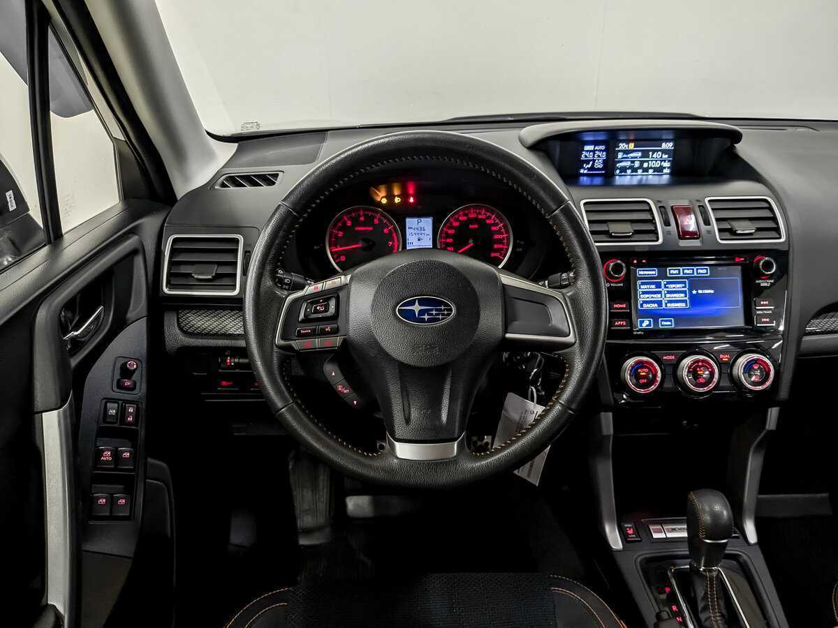 Subaru Forester с пробегом — 2015 год. Фото: #19