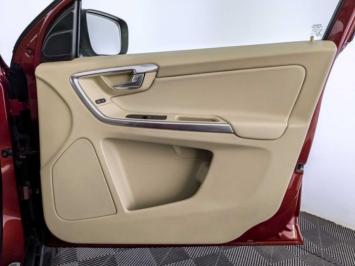 Купить Вольво ИксЦ60, 2013, 169 570 км.. Фото: #23