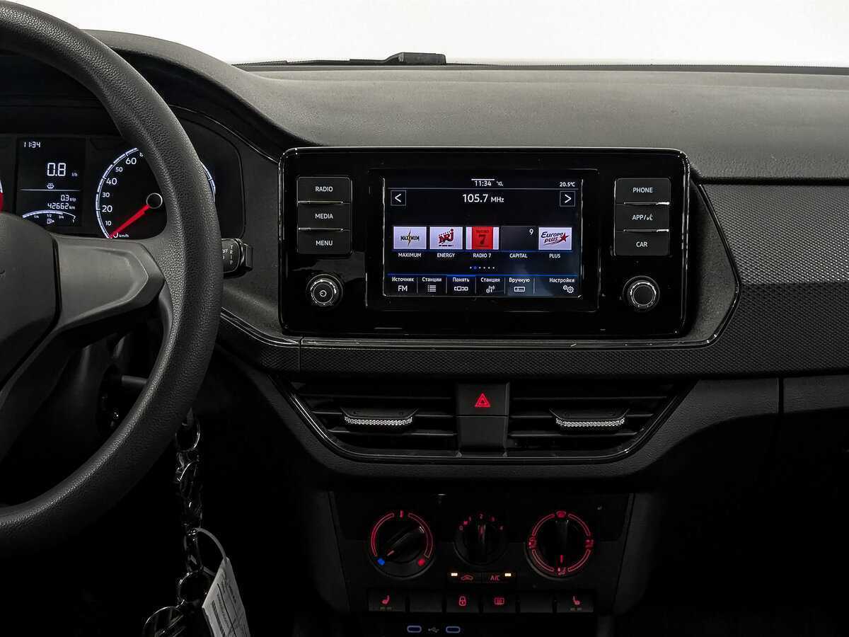 Volkswagen Polo с пробегом — 2020 год. Фото: #16