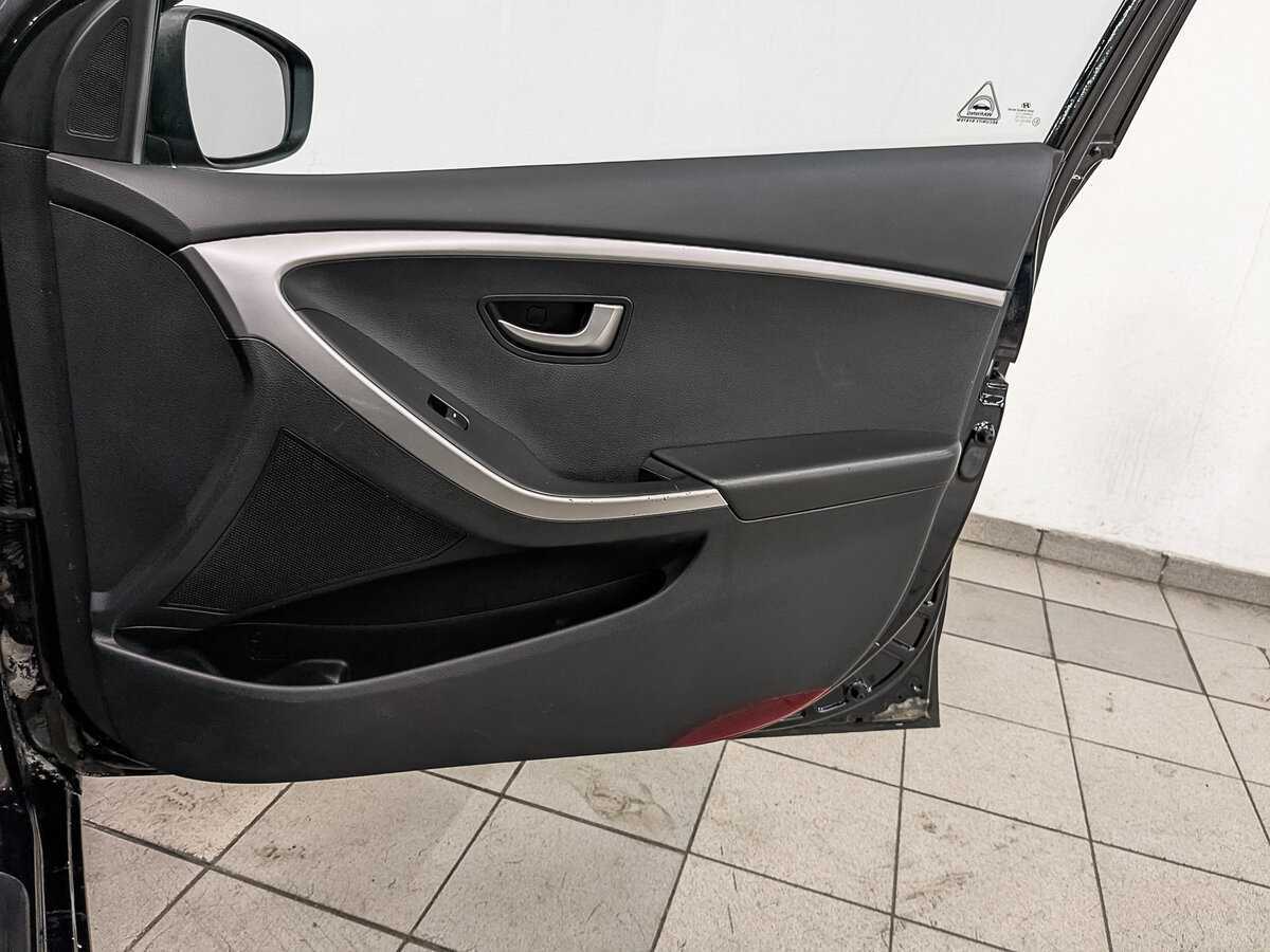 Hyundai i30 с пробегом — 2015 год. Фото: #24