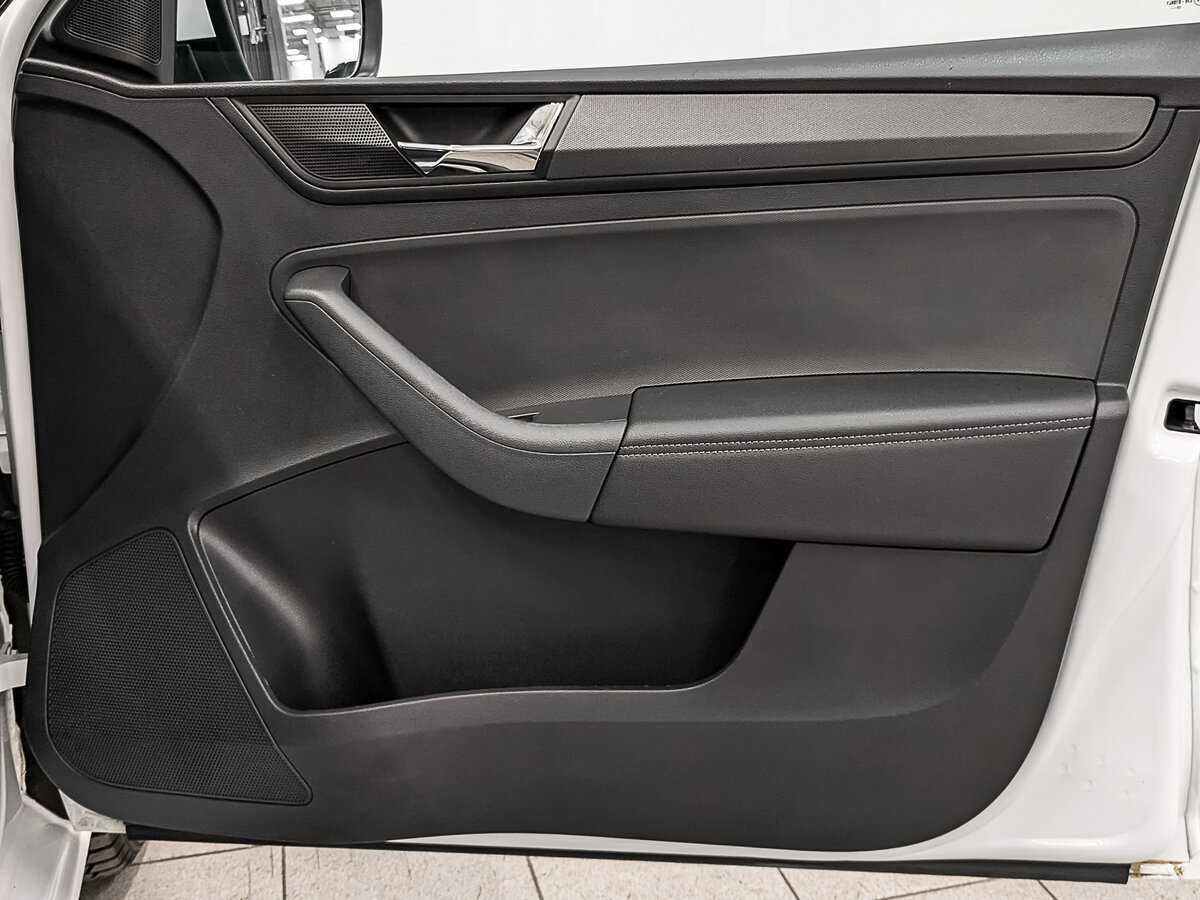 Skoda Rapid с пробегом — 2020 год. Фото: #21