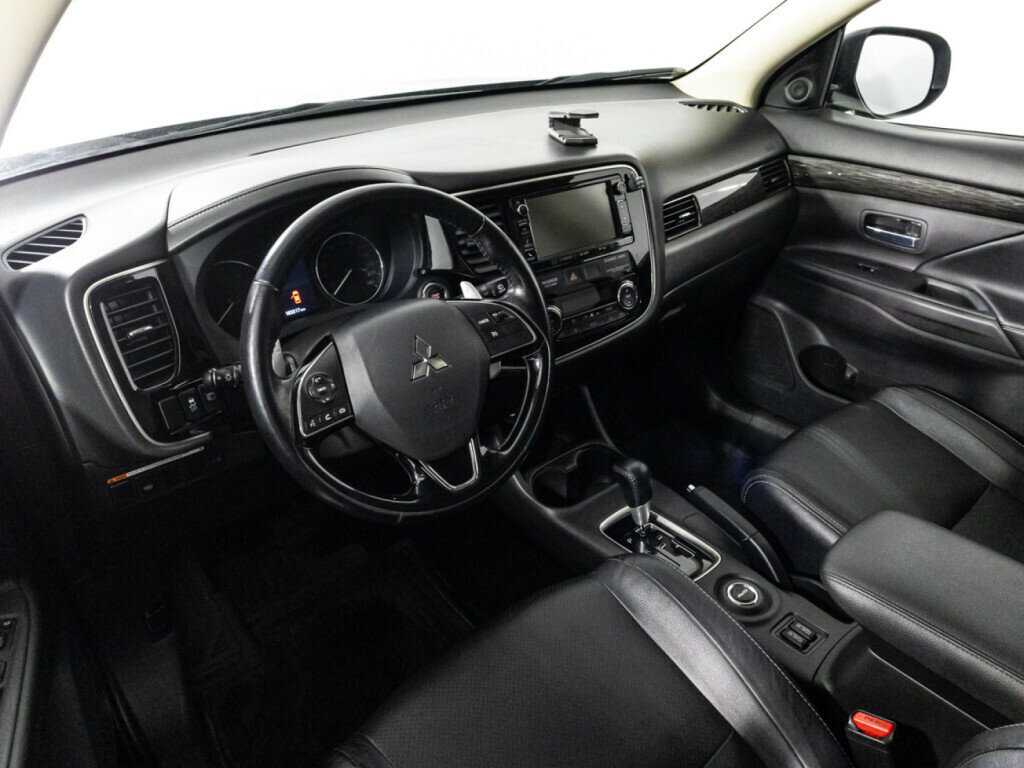 Купить Митсубиши Оутлэндер, 2016, 183 315 км.. Фото: #10