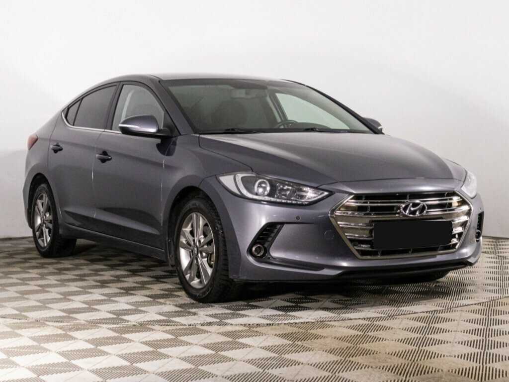 Hyundai Elantra с пробегом — 2018 год. Фото: #2
