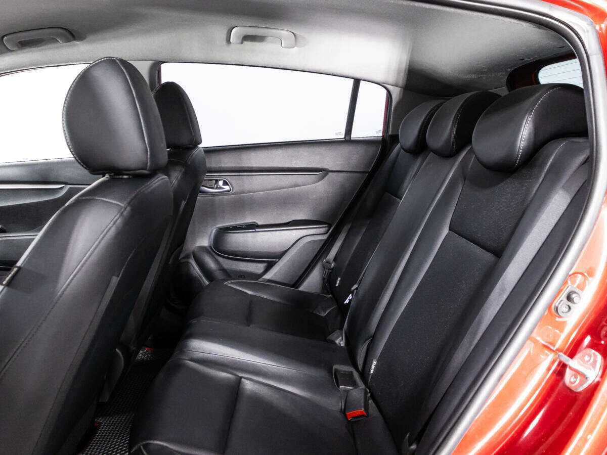 Kia Rio с пробегом — 2021 год. Фото: #9