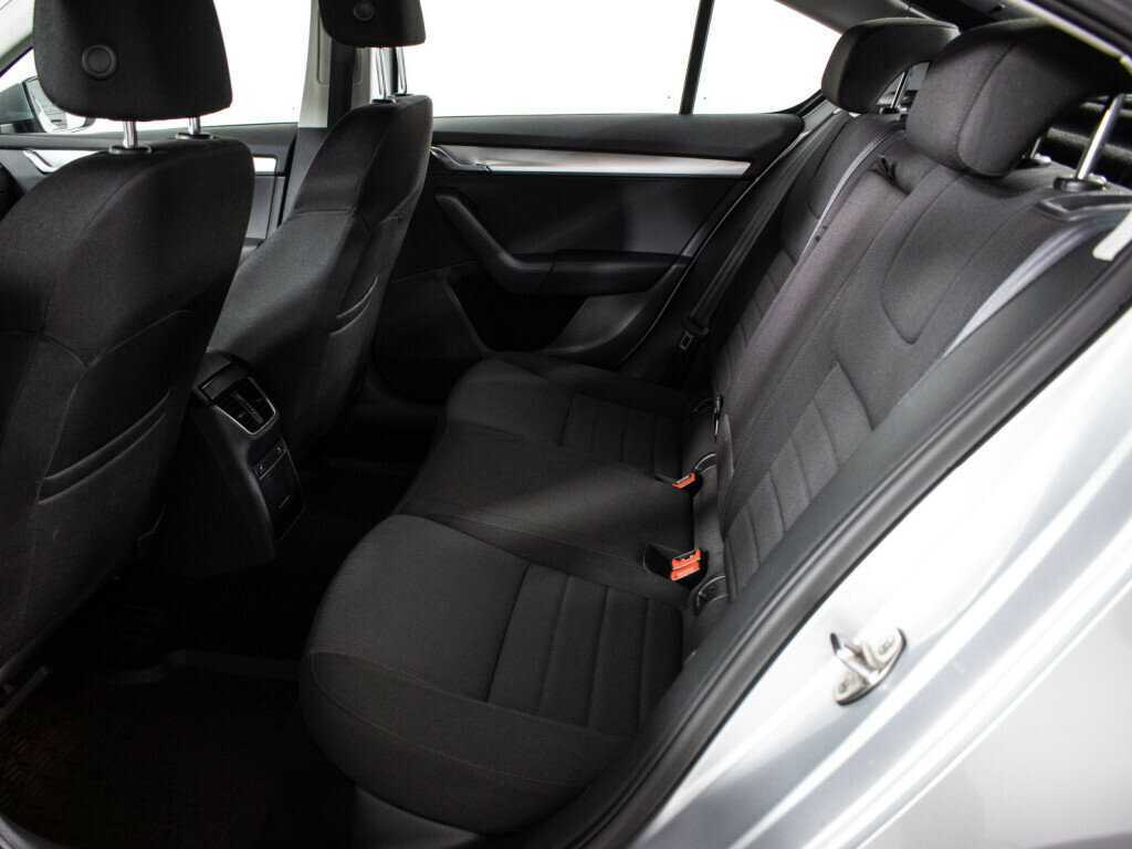 Skoda Octavia с пробегом — 2013 год. Фото: #8