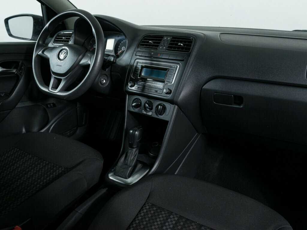 Volkswagen Polo с пробегом — 2019 год. Фото: #7