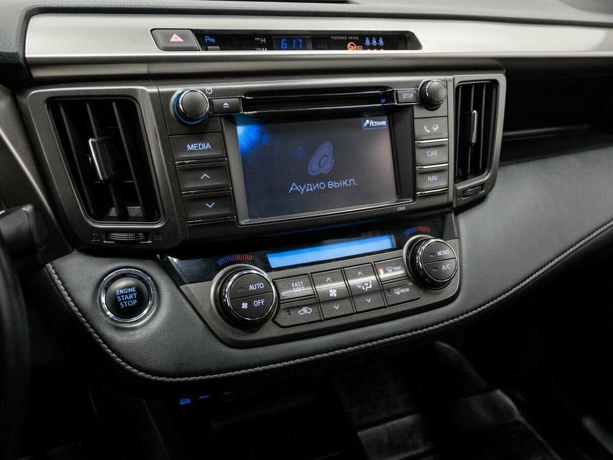 Toyota RAV4 с пробегом — 2013 год. Фото: #18