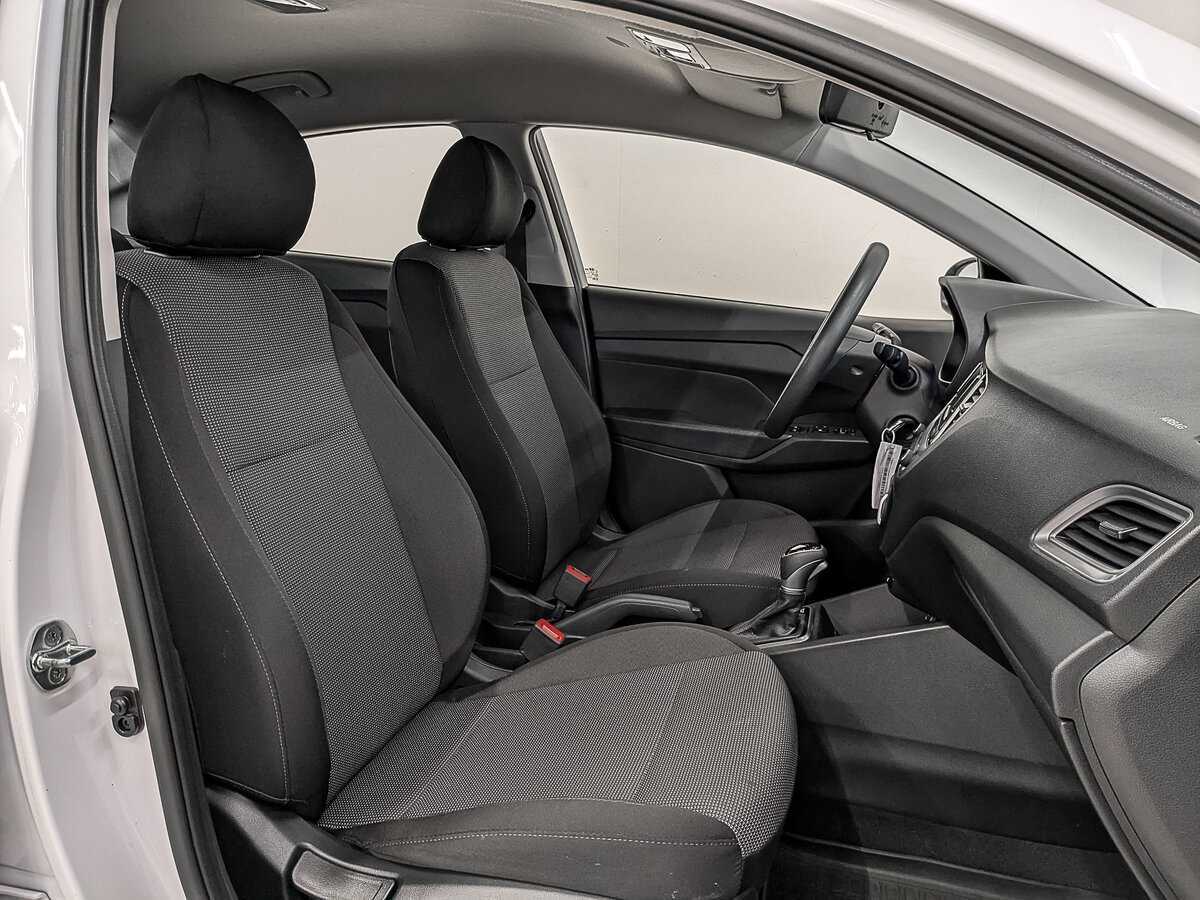 Hyundai Solaris с пробегом — 2021 год. Фото: #21