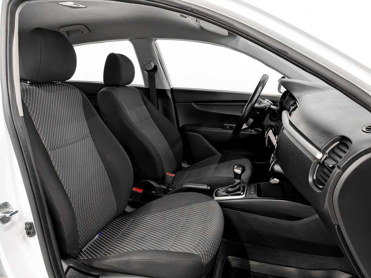 Kia Rio с пробегом — 2020 год. Фото: #19