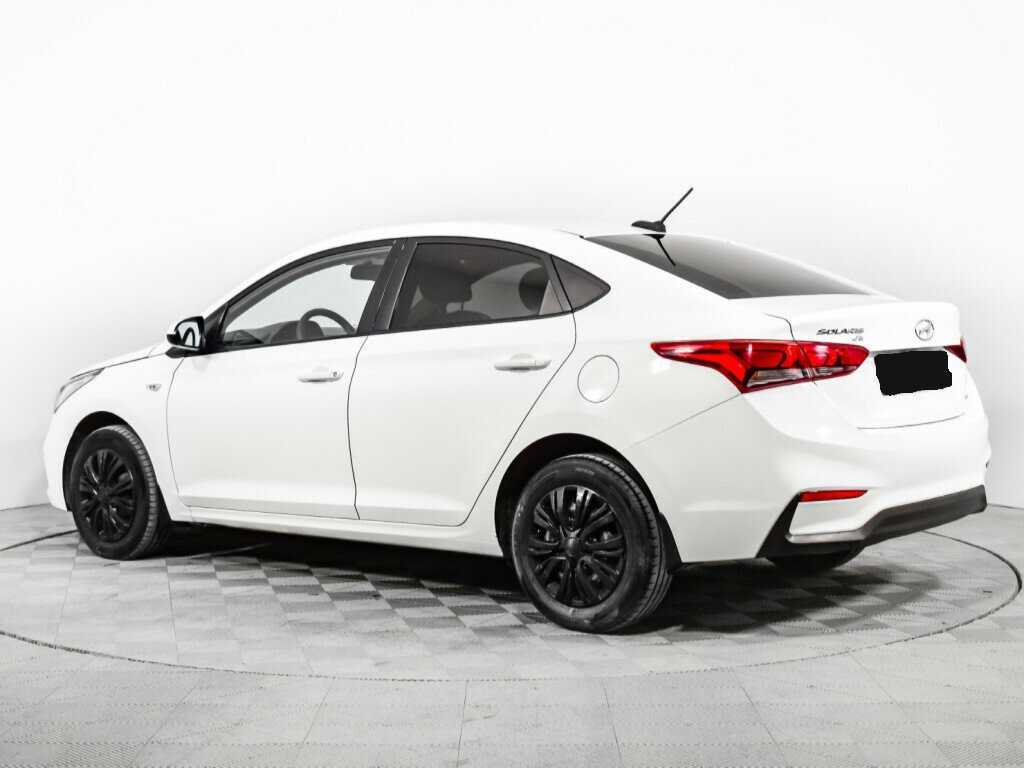 Hyundai Solaris с пробегом — 2017 год. Фото: #6