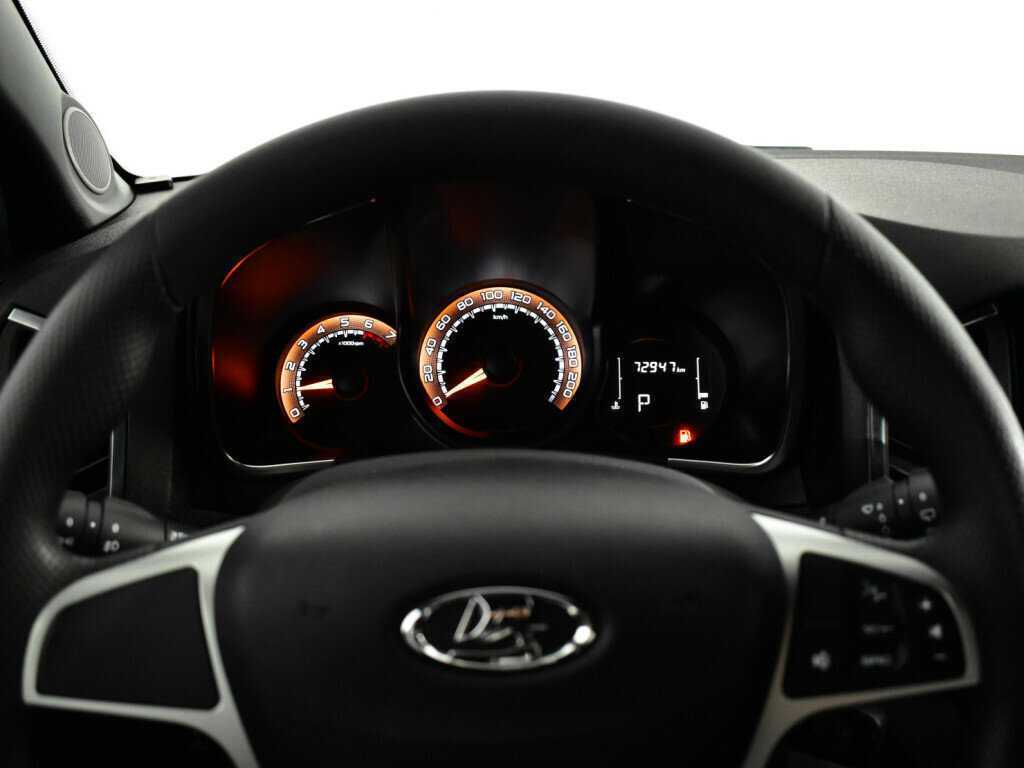 Lada (ВАЗ) XRAY с пробегом — 2022 год. Фото: #10