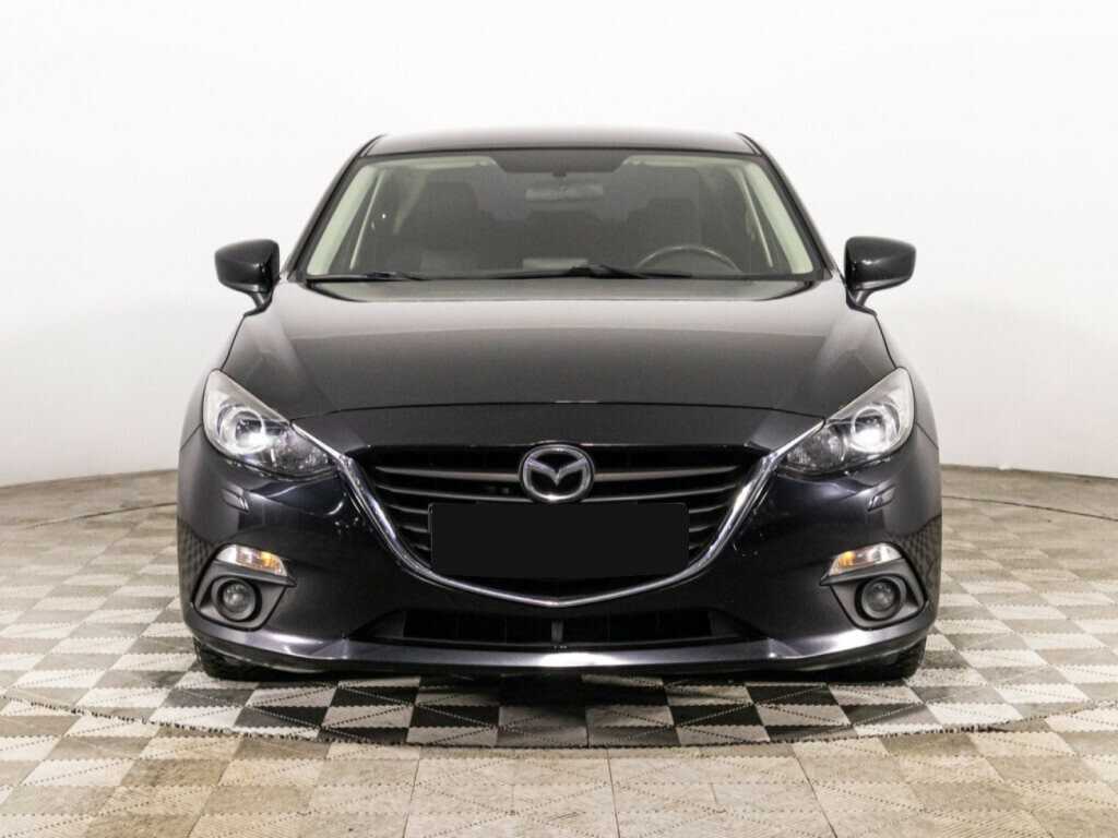Mazda 3 с пробегом — 2013 год. Фото: #1
