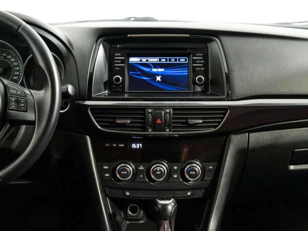 Mazda 6 с пробегом — 2014 год. Фото: #13