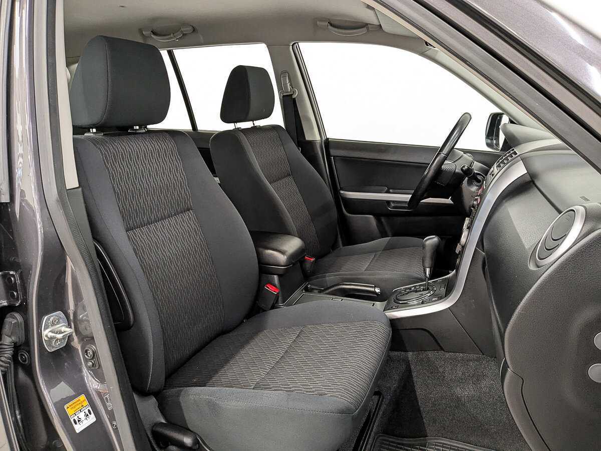 Suzuki Grand Vitara с пробегом — 2013 год. Фото: #23