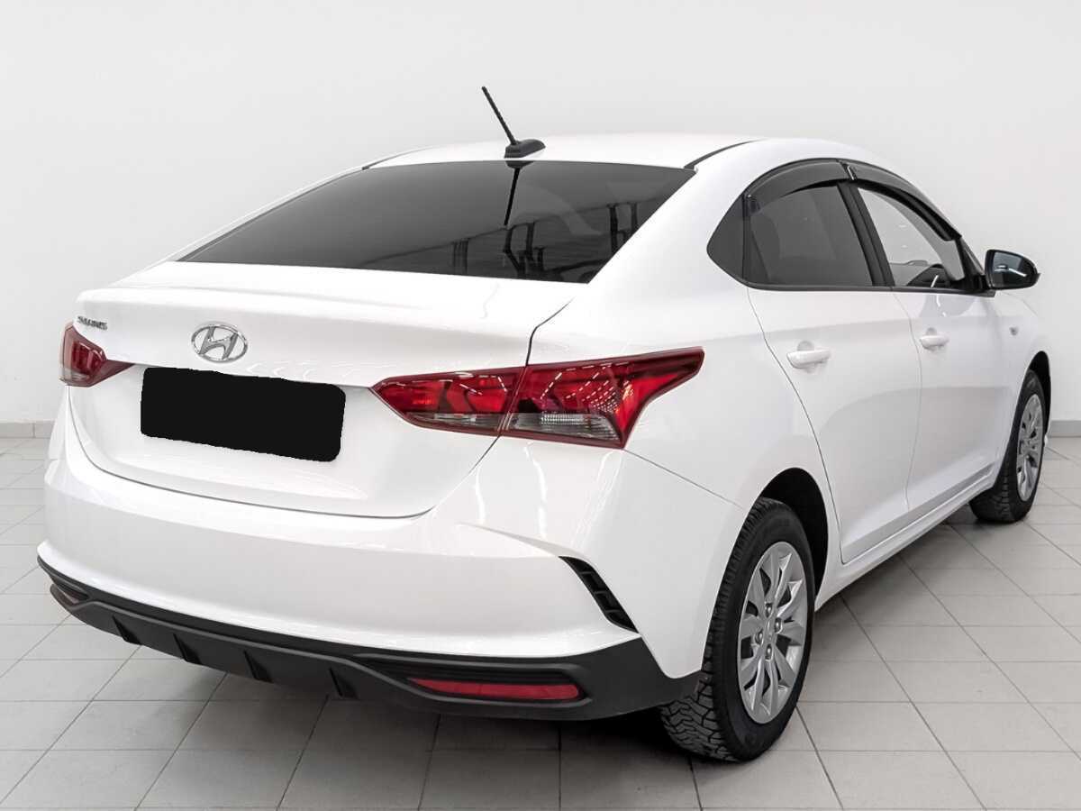 Hyundai Solaris с пробегом — 2021 год. Фото: #4