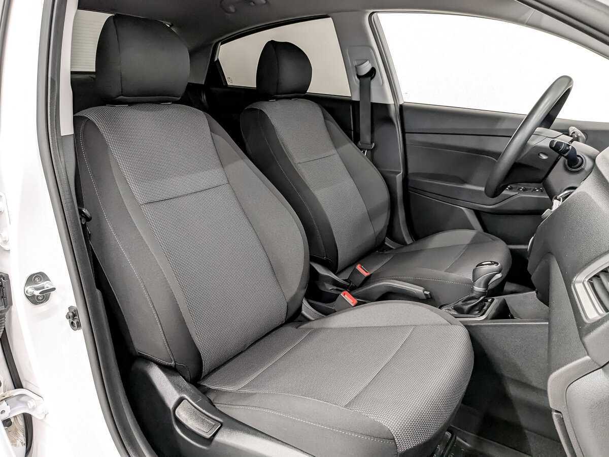 Hyundai Solaris с пробегом — 2021 год. Фото: #22